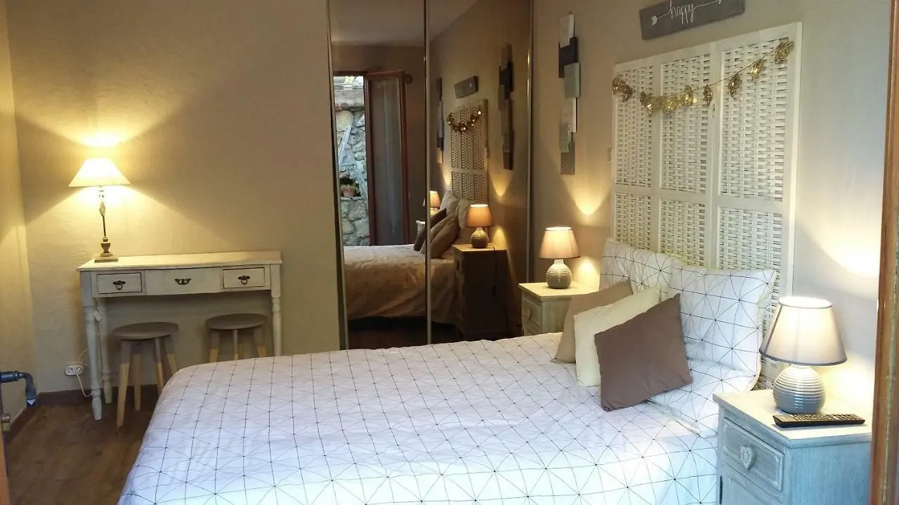 Bed and Breakfast La Roque Figanières Bed & Breakfast